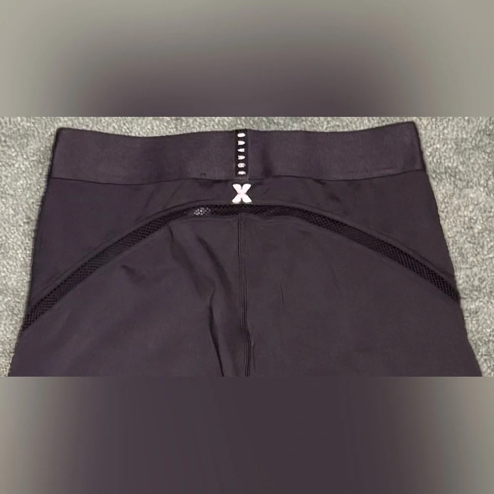 Savage X Fenty Flow High Waisted Trimmed Mesh Leggings MEDIUM - Picture 4 of 9